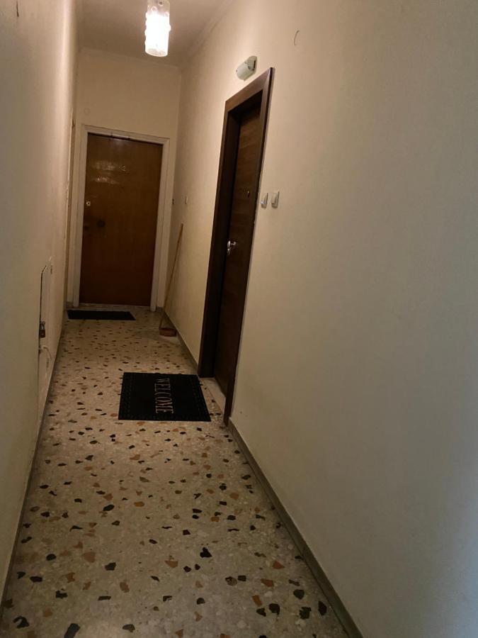 Ferienwohnung Cozy Lux Studio At Attiki Metro Athen Exterior foto